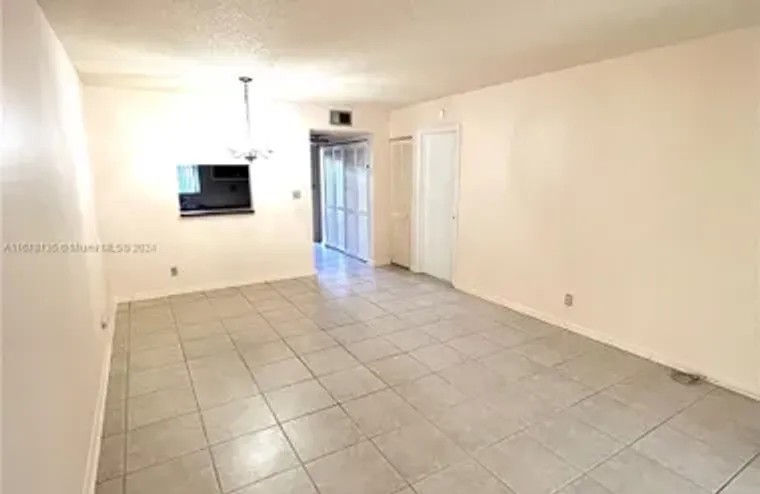 6570 ROYAL PALM BLVD 107J, MARGATE, FL, ..., Margate, FL 33063