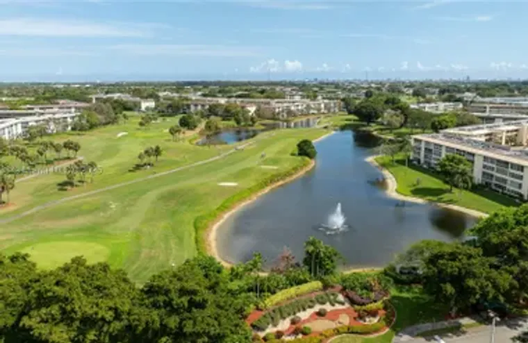 2201 LUCAYA BND M2, COCONUT CREEK, FL, 3..., Coconut Creek, FL 33066