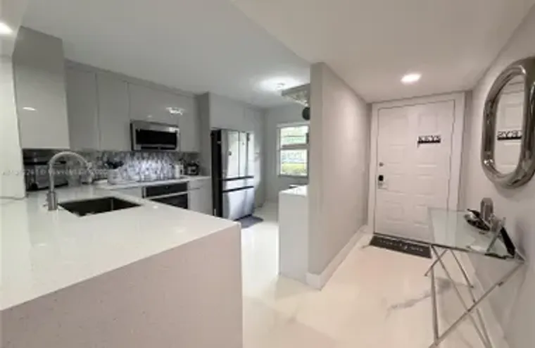 900 SW 128TH AVE 105D, PEMBROKE PINES, F..., Pembroke Pines, FL 33027