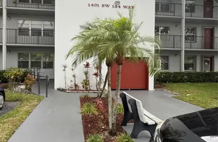 1401 SW 134TH WAY 106C, PEMBROKE PINES, ..., Pembroke Pines, FL 33027