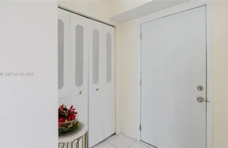 424 SE 10TH ST 204, DANIA BEACH, FL, 330..., Dania Beach, FL 33004