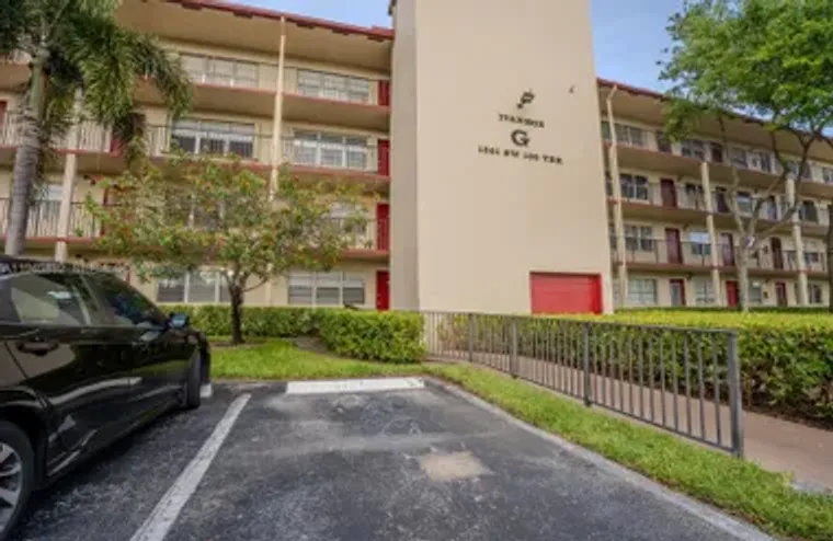 1551 SW 135TH TER 107G, PEMBROKE PINES, ..., Pembroke Pines, FL 33027