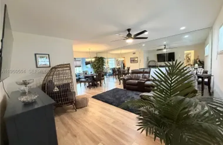 18 COLONIAL CLUB DR 202, BOYNTON BEACH, ..., Boynton Beach, FL 33435