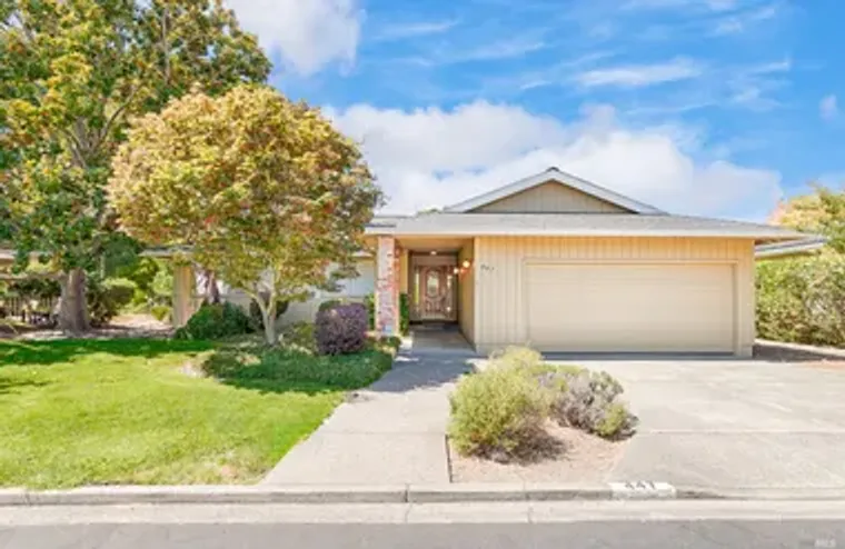447 MEADOWGREEN DR, SANTA ROSA, CA, 9540..., Santa Rosa, CA 95409