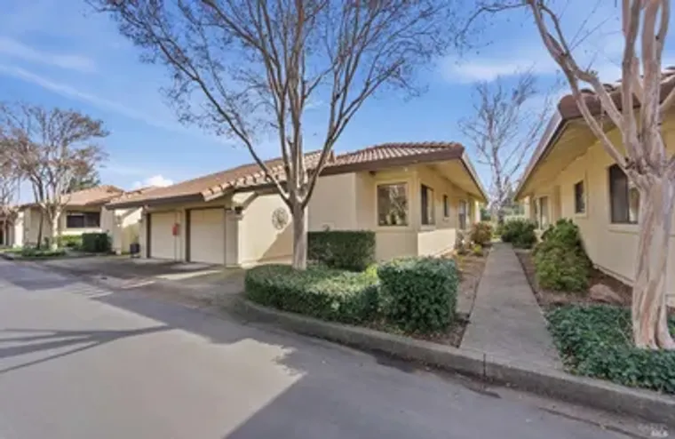 77 FOUNTAIN GROVE CIR, NAPA, CA, 94558, Napa, CA 94558
