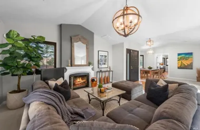 69 FOUNTAIN GROVE CIR, NAPA, CA, 94558, Napa, CA 94558