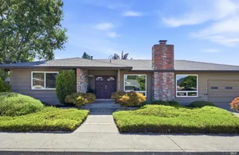 2 OAKHURST PL, SANTA ROSA, CA, 95409, Santa Rosa, CA 95409