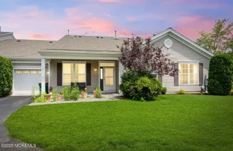 47 GOLDEN WILLOWS AVE, LAKEWOOD, NJ, 087..., Lakewood, NJ 08701