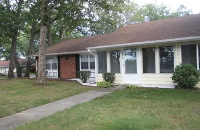 262A KINGSTON CT, LAKEWOOD, NJ, 08701, Lakewood, NJ 08701