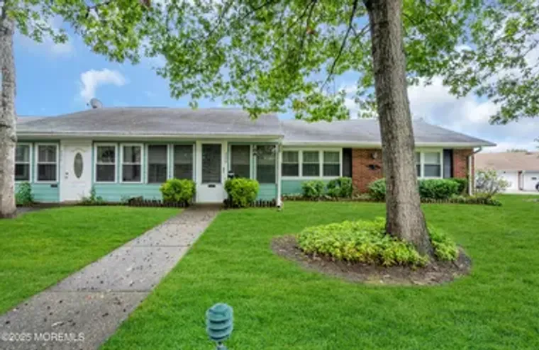 232B BUCKINGHAM CT B, LAKEWOOD, NJ, 0870..., Lakewood, NJ 08701