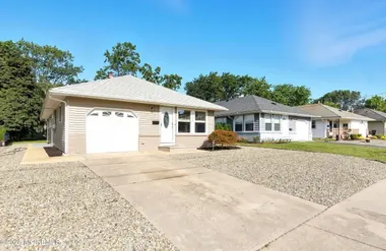 2176 MOUNT HOOD LN, TOMS RIVER, NJ, 0875..., Toms River, NJ 08753