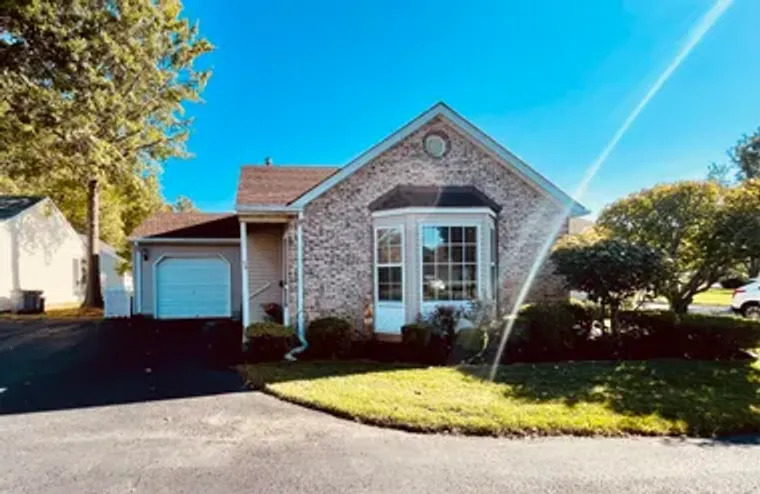 55 FARNWORTH CLOSE # 1000, FREEHOLD, NJ,..., Freehold, NJ 07728