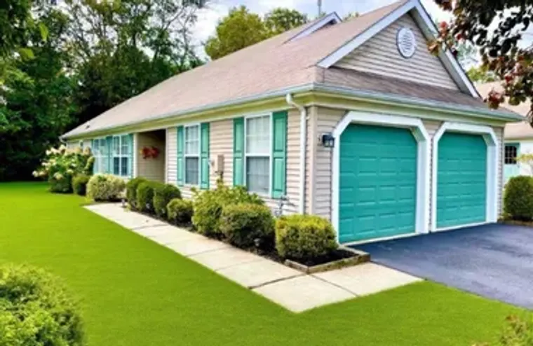 6 SCHOOLHOUSE LN, LAKEWOOD, NJ, 08701, Lakewood, NJ 08701