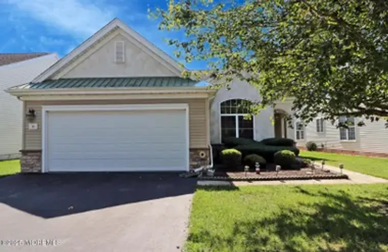 10 VINEYARD WAY, BARNEGAT, NJ, 08005, Barnegat, NJ 08005