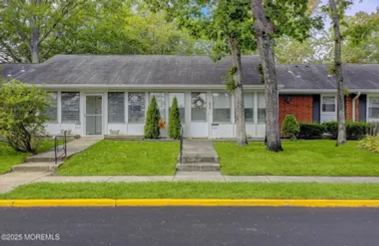 113 EDINBURGH LN B, LAKEWOOD, NJ, 08701, Lakewood, NJ 08701