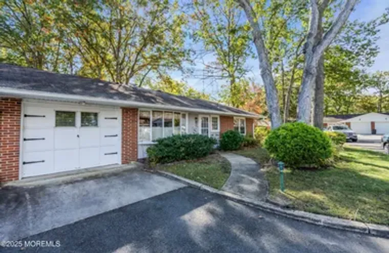 586A LAKE POINT DR, LAKEWOOD, NJ, 08701, Lakewood, NJ 08701