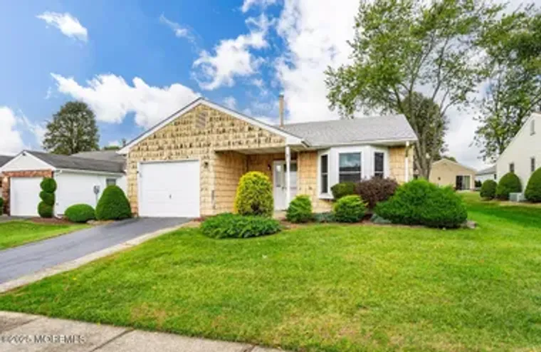 7 BISHOP CT, MARLBORO, NJ, 07746, Marlboro, NJ 07746