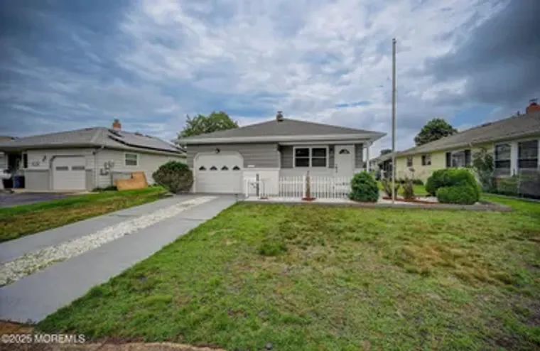 426 SAINT THOMAS DR, TOMS RIVER, NJ, 087..., Toms River, NJ 08757