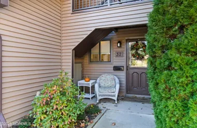 32 ELLSWORTH CT, RED BANK, NJ, 07701, Red Bank, NJ 07701