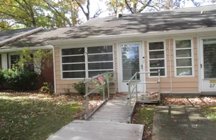 87C DORCHESTER DR # 1003, LAKEWOOD, NJ, ..., Lakewood, NJ 08701