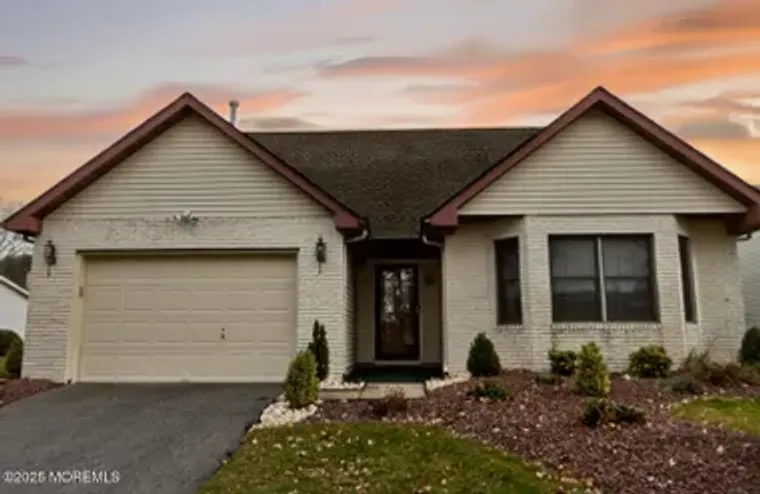 48 COVENTRY TER, MARLBORO, NJ, 07746, Marlboro, NJ 07746