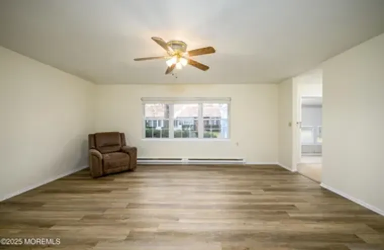 933B THORNHILL CT, LAKEWOOD, NJ, 08701, Lakewood, NJ 08701