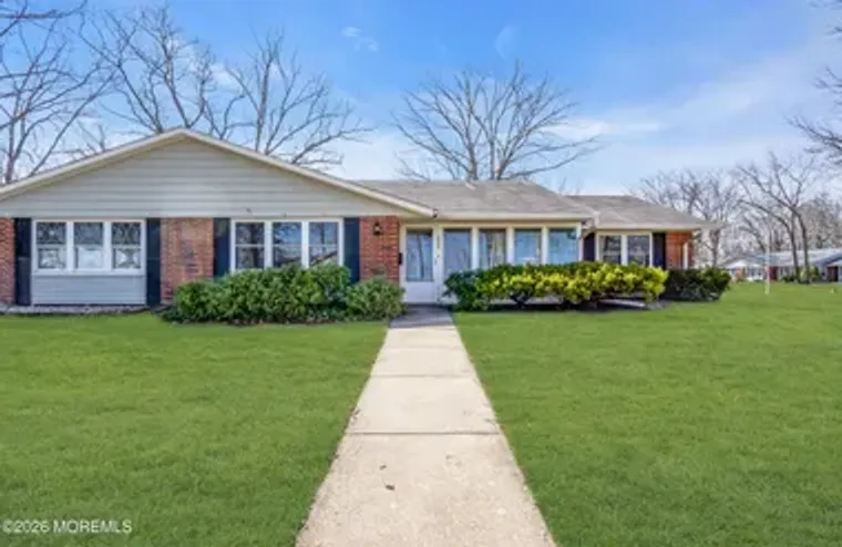 180 STERLING CT B, LAKEWOOD, NJ, 08701, Lakewood, NJ 08701