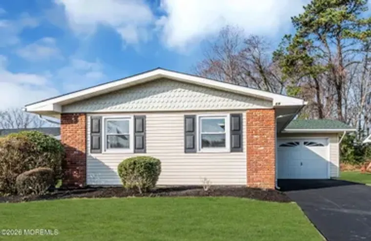 69 CLAY CIR, BRICK, NJ, 08724, Brick, NJ 08724