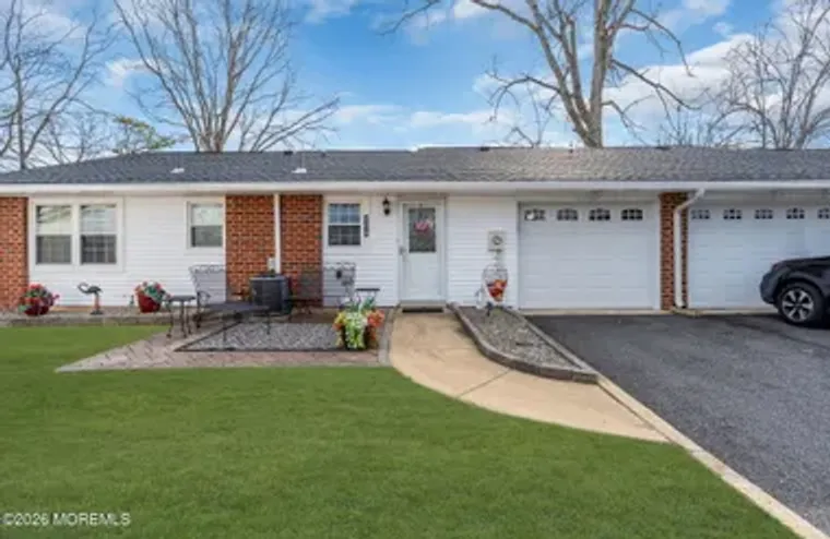 821B BALMORAL CT, LAKEWOOD, NJ, 08701, Lakewood, NJ 08701