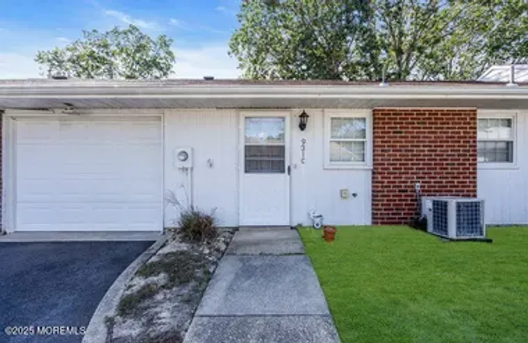 931 THORNHILL CT C, LAKEWOOD, NJ, 08701, Lakewood, NJ 08701