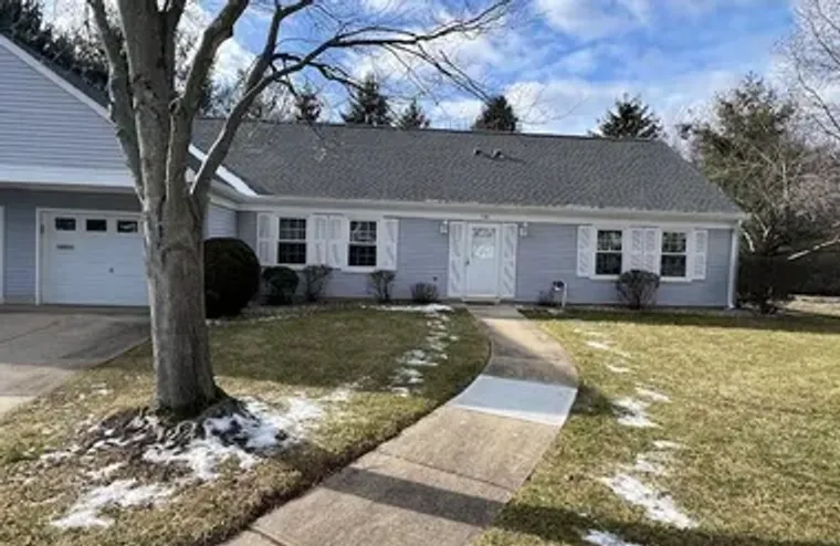 718 VICTORIA CT # 718A, MONROE, NJ, 0883..., Monroe, NJ 08831