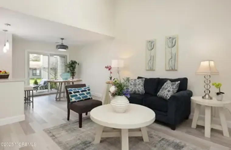 3 AUBURN CT, RED BANK, NJ, 07701, Red Bank, NJ 07701