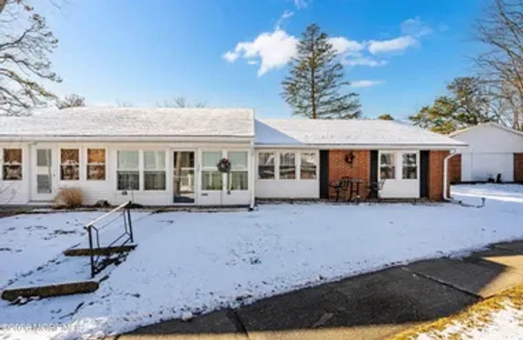 486B THORNBURY CT # 1002, LAKEWOOD, NJ, ..., Lakewood, NJ 08701