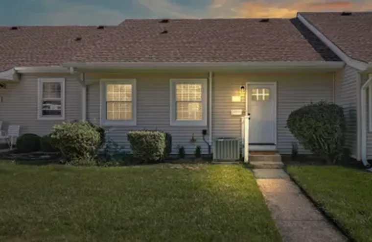 153 COURS DE PASTEUR E, FREEHOLD, NJ, 07..., Freehold, NJ 07728