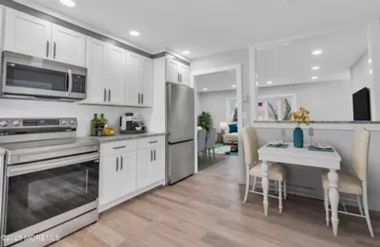 402 PICARDY CT B, LAKEWOOD, NJ, 08701, Lakewood, NJ 08701