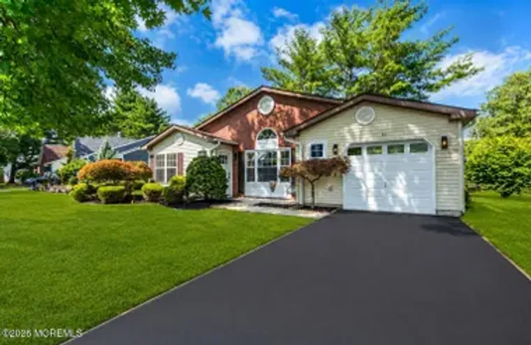 51 LINTON CLOSE, FREEHOLD, NJ, 07728, Freehold, NJ 07728