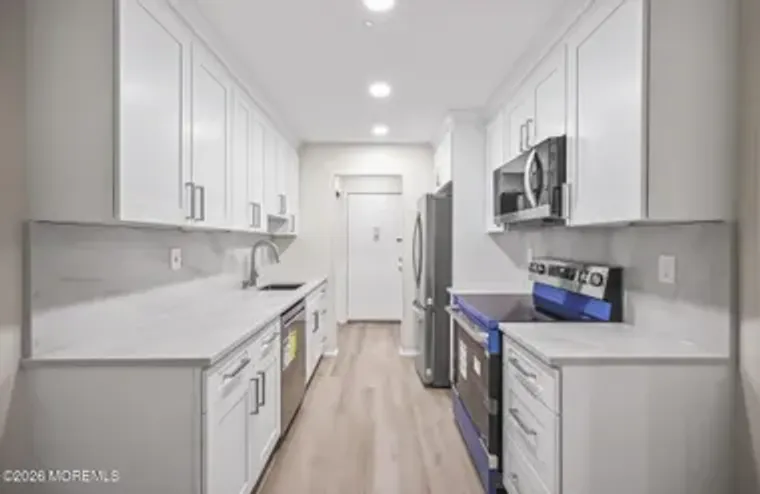 14 PINE CLUSTER CIR D, MANALAPAN, NJ, 07..., Manalapan, NJ 07726