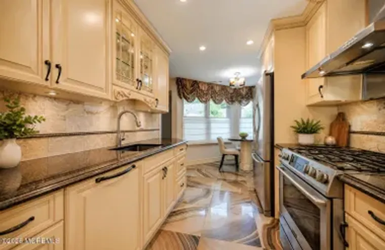 22 ASPEN AVE, MARLBORO, NJ, 07726, Marlboro, NJ 07726