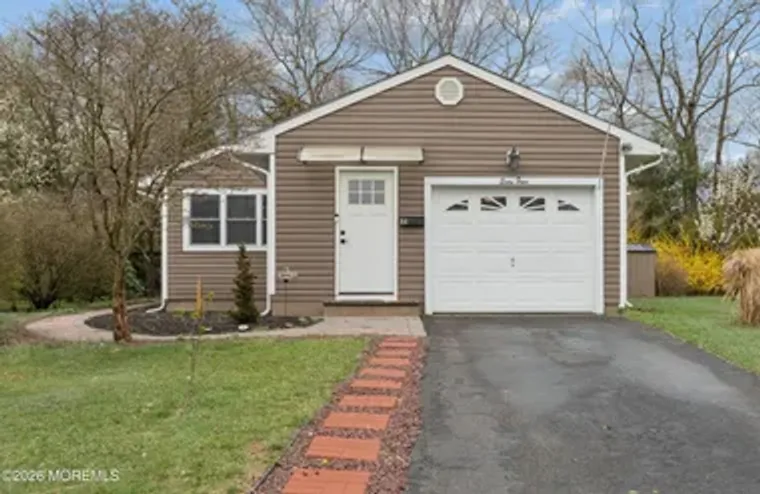64 CORAL BELL HOLW, TOMS RIVER, NJ, 0875..., Toms River, NJ 08755