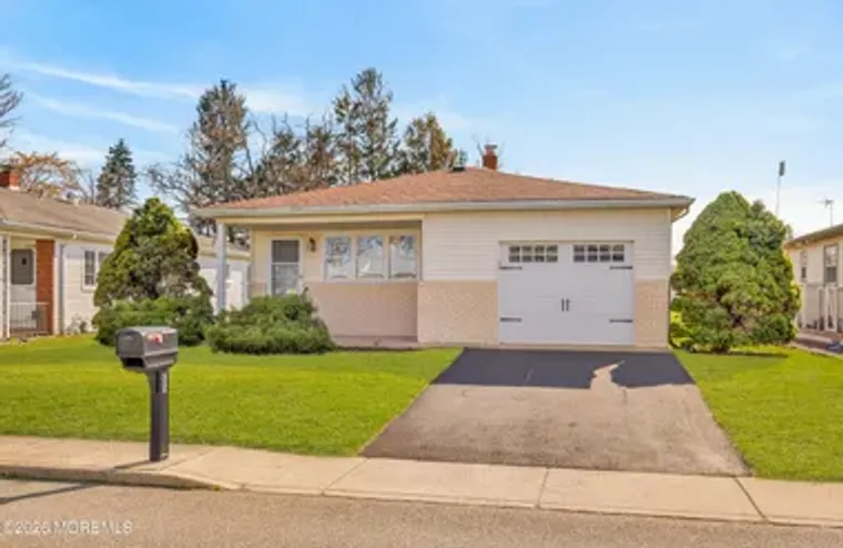 241 CHARLOTTEVILLE DR, TOMS RIVER, NJ, 0..., Toms River, NJ 08757