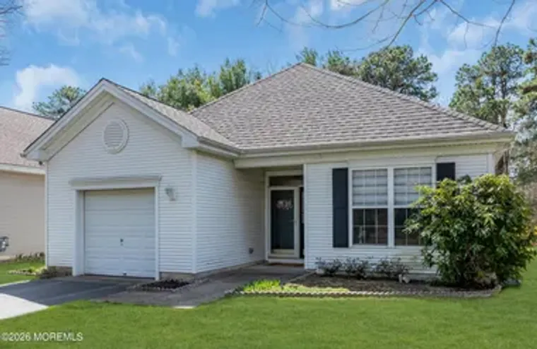 8 APRIL SPRINGS CT, LAKEWOOD, NJ, 08701, Lakewood, NJ 08701