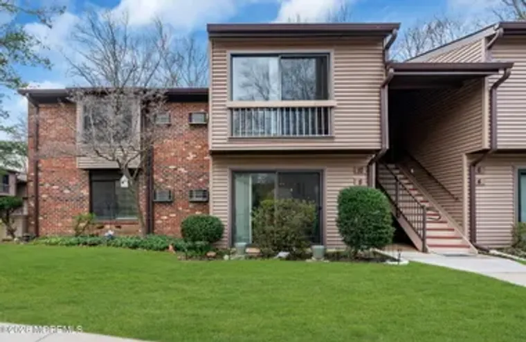 8 MANCHESTER CT, RED BANK, NJ, 07701, Red Bank, NJ 07701