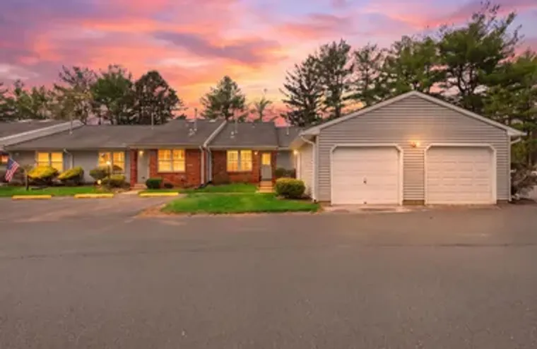 64 BOXWOOD TER, RED BANK, NJ, 07701, Red Bank, NJ 07701