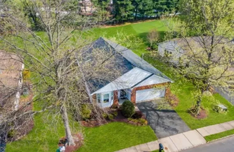 34 PEASLEY DR, MARLBORO, NJ, 07746, Marlboro, NJ 07746