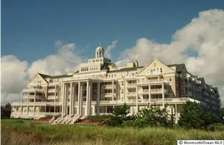 700 OCEAN AVE 405, SPRING LAKE, NJ, 0776..., Spring Lake, NJ 07762