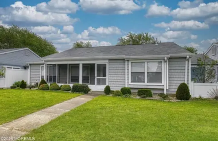 943 LIVERPOOL CIR B, MANCHESTER, NJ, 087..., Manchester, NJ 08759