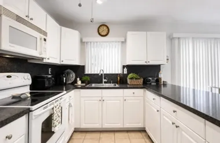 18 SAN SALVADOR ST, TOMS RIVER, NJ, 0875..., Toms River, NJ 08757