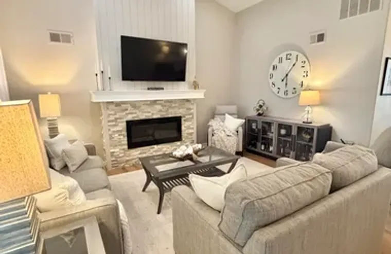 1101 THORNBURY LN B, MANCHESTER, NJ, 087..., Manchester, NJ 08759