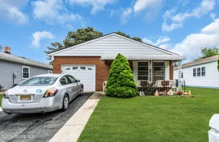 4 BRISBANE CT, TOMS RIVER, NJ, 08757, Toms River, NJ 08757