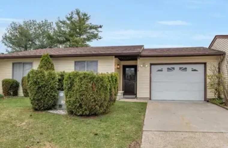 120B IRONWOOD PLZ, MONROE, NJ, 08831, Monroe, NJ 08831